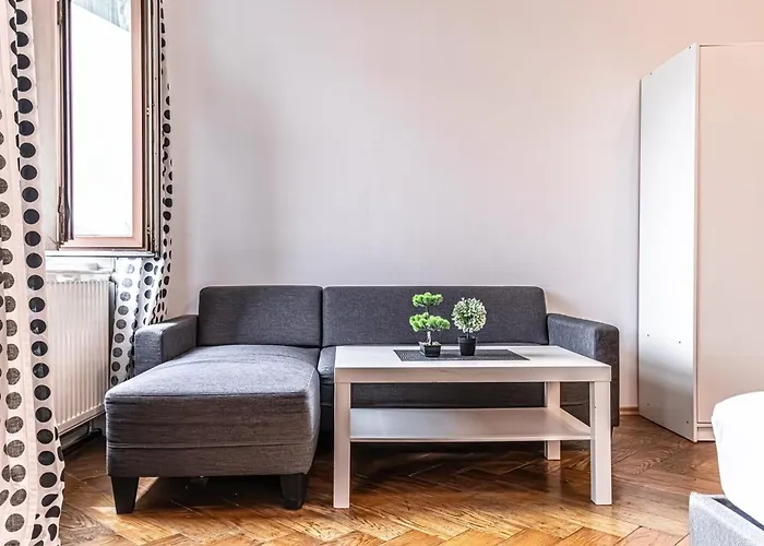 4 Great Near Akh - Ideal For Groups Of 19 Apartment Wien