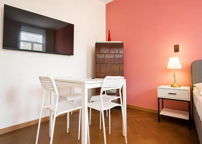 Apartment 4 Great Near Akh - Ideal For Groups Of 19