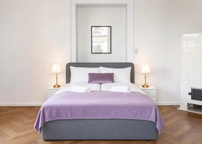 4 Great Near Akh - Ideal For Groups Of 19 Apartment