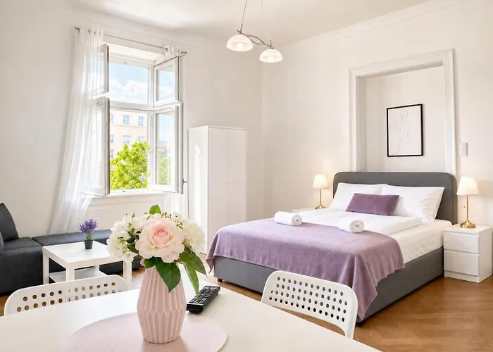 Apartment 4 Great Near Akh - Ideal For Groups Of 19 *